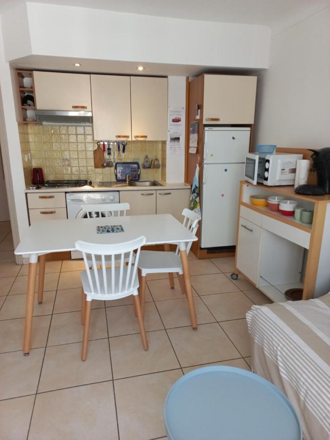 Canet Plage Appartement Vue Laterale Mer, 1 Chambre , Wifi, Climatisation, Parking Securise Couvert Canet-en-Roussillon Exterior foto