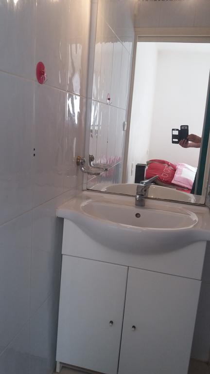 Canet Plage Appartement Vue Laterale Mer, 1 Chambre , Wifi, Climatisation, Parking Securise Couvert Canet-en-Roussillon Exterior foto